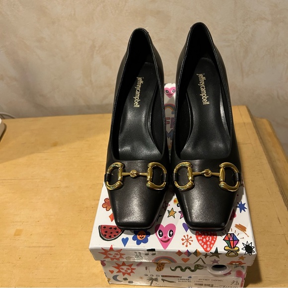 Jeffrey Campbell Linnae Kitten Heel black leather gold detail pump size 7.5 - Picture 1 of 8
